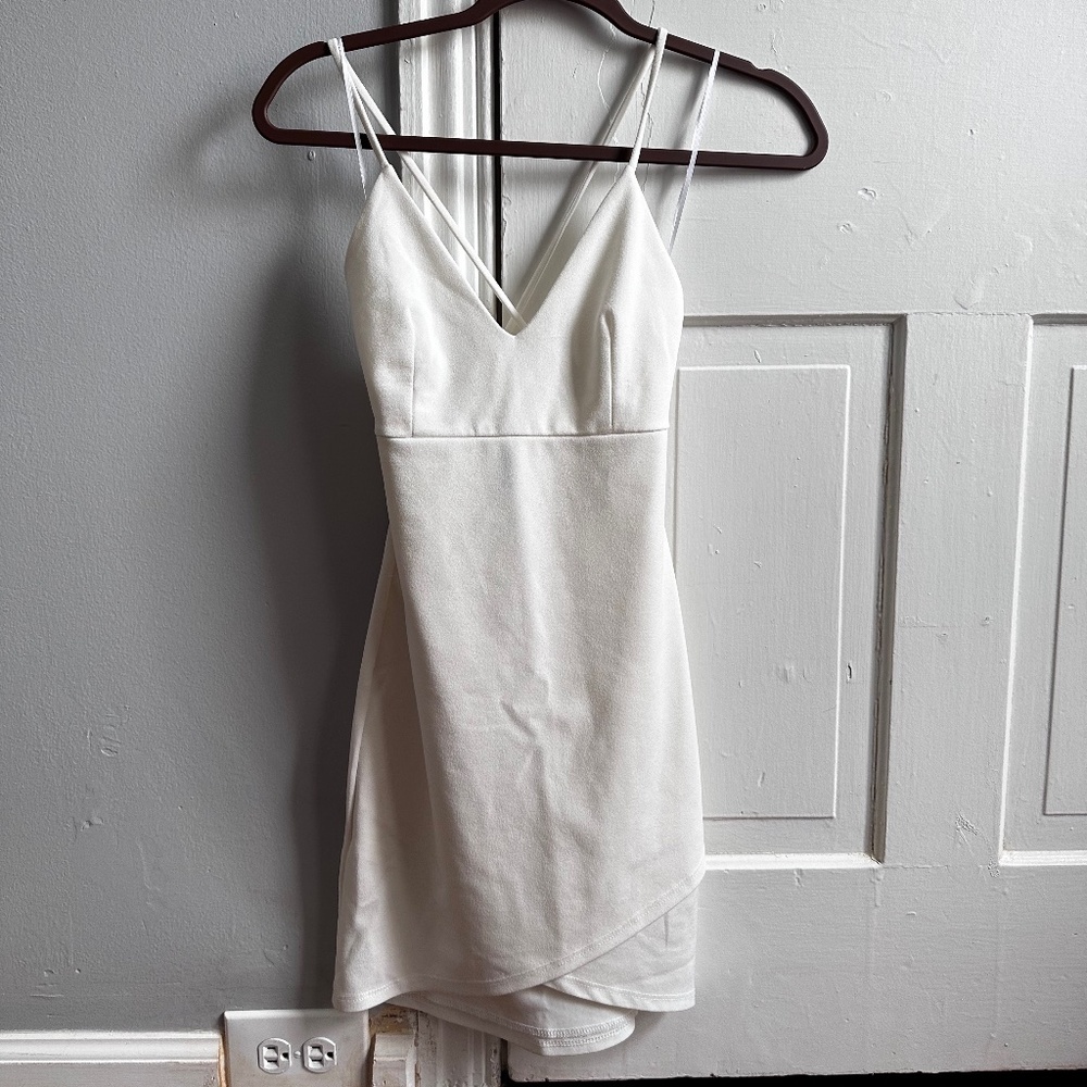 Windsor Womans Mini Dress- White- Size S